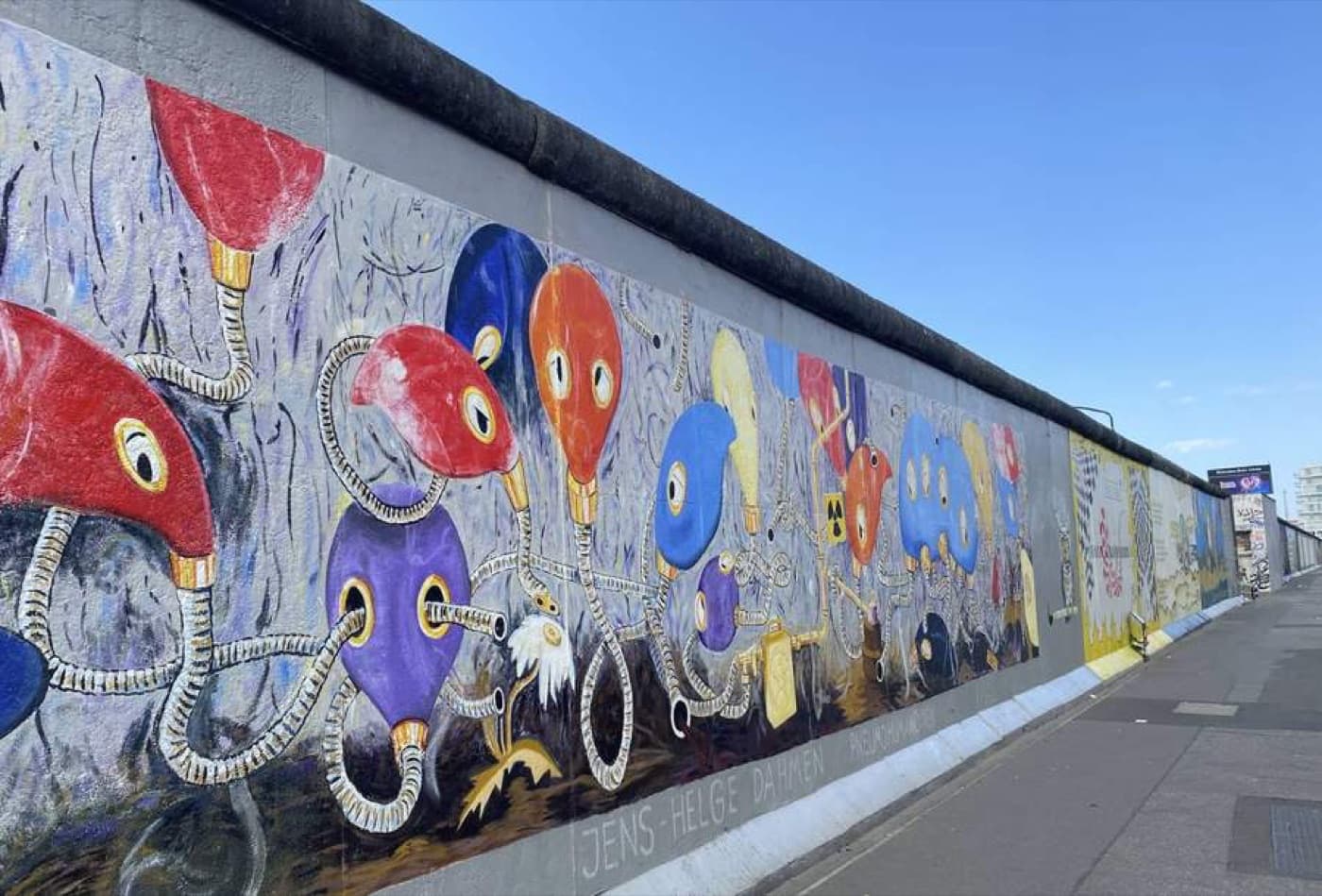 Murals auf der Berliner Mauer an der East Side Gallery, Berlin